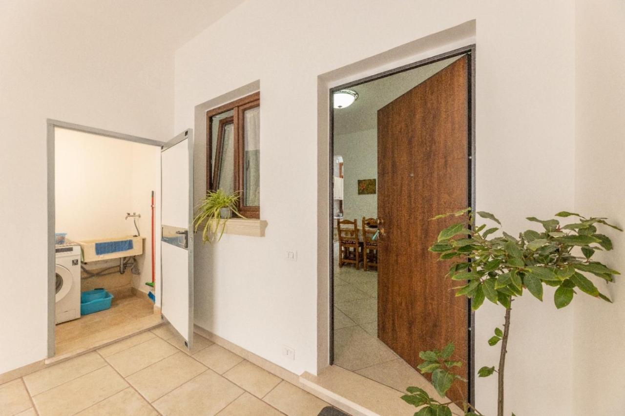 Giulio'S Apartment Тавьяно Экстерьер фото